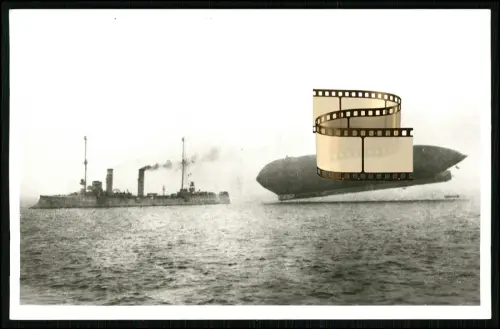 Foto AK 1.WK - Marine Luftschiff im Schlepp Kreuzer Kriegsschiff gezogen auf See