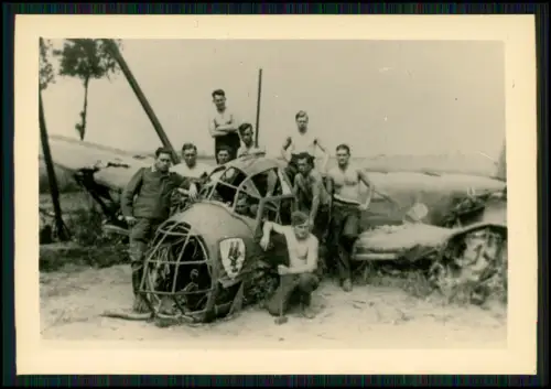 Foto 9x6cm altes Papier nach 1945 - Flugzeug Aircraft - Kennung Holland 1941