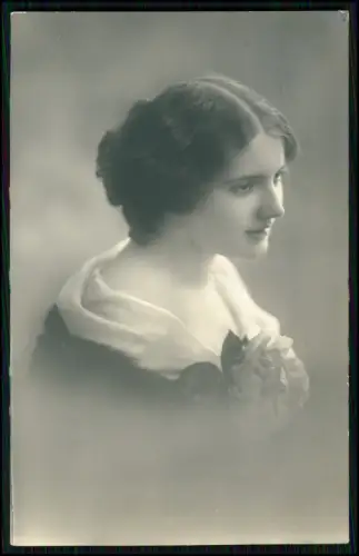 10 alte Ansichtskarte Postkarte - Frauen Portraits - diverse Ansichten - 1905-20