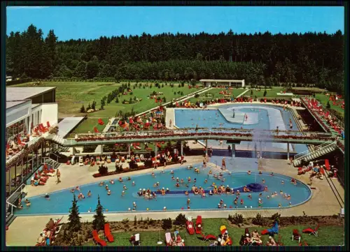 AK - Bad Füssing Johannesbad - Schwimmbad mit Außenbecken Liegewiesen Badegäste
