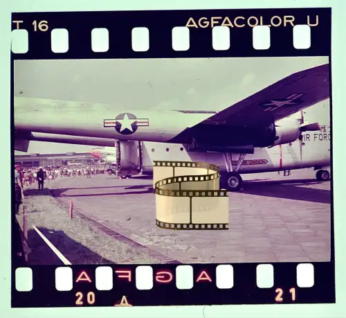Agfacolor Dia - Flugzeug Fairchild C-119 Flying Boxcar - der US-Luftwaffe (USAF)