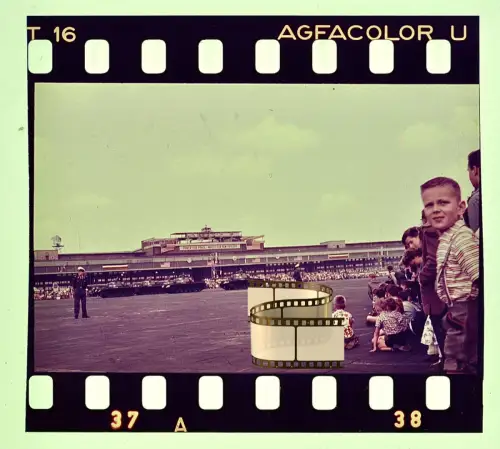 Agfacolor Dia - Militärparade Panzer Flughafen Tempelhof - West-Berlin 1950-60er
