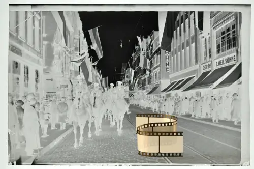 Orig. Negativ 9x6 - Soldaten Bahnhofstraße Saarbrücken Kaufhauses E. Weil Söhne