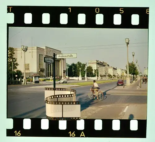 Agfacolor Dia - Berlin Kreuzung Stalinallee Karl-Marx-Allee Andreasstraße 1950er