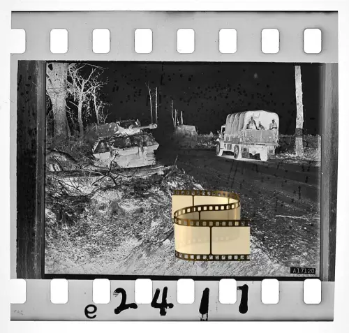 3x Zelluloid-Negativ Alliierte Soldaten mit Panzer Tank Geschütz Normandie 1944
