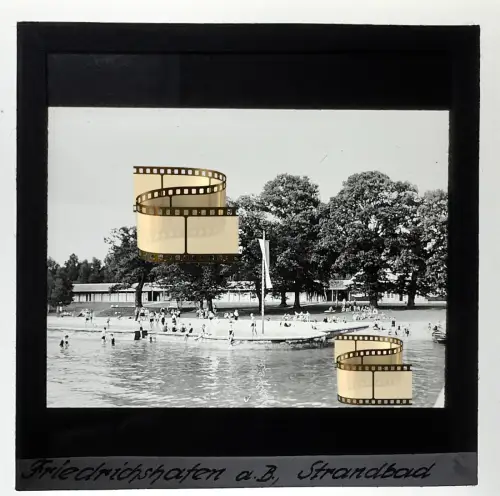 3x Glasdias 9x9 cm - Friedrichshafen Bodensee - Strandbad Badegäste Hafen 1930er