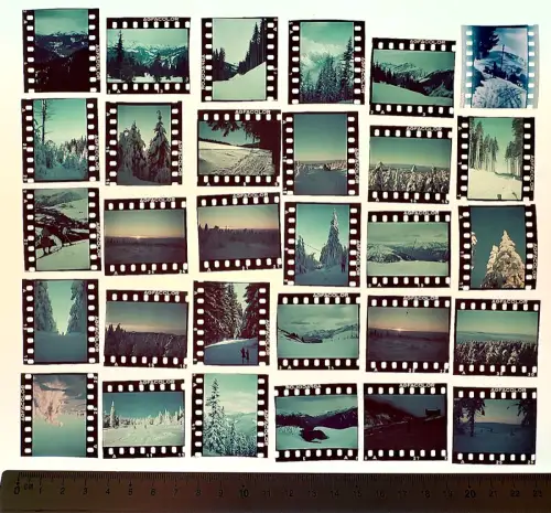 30x alte Original Agfacolor Dias - mit winterlichen Motiven Alpenraum Ansichten