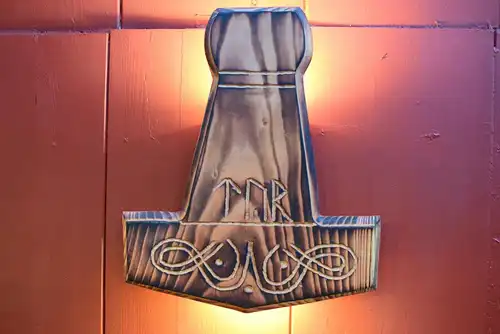 Wandlampe Thorshammer , Holz , Lärche massiv, Viking Art 