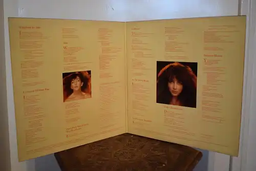 Kate Bush – Lionheart