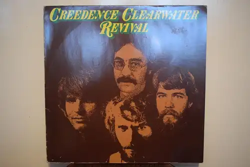 Creedence Clearwater Revival – Creedence Clearwater Revival