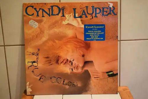 Cyndi Lauper – True Colors