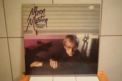 Moon Martin – Mystery Ticket