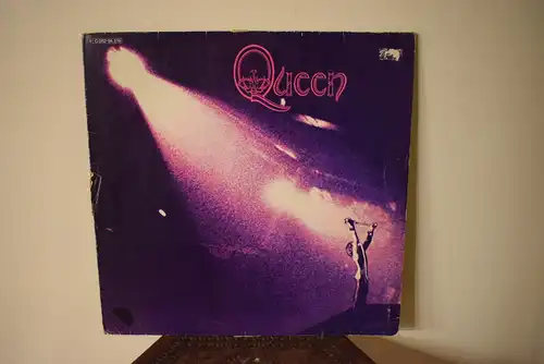 Queen -Queen 
