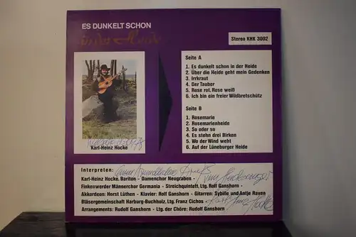  Mehr Bilder  Karl-Heinz Hocke – Es Dunkelt Schon In Der Heide " Seltene Kleinserie norddeutscher Volksmusik , Hand signiert , Sammlerstück"