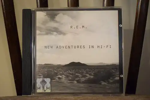 R.E.M. – New Adventures In Hi-Fi