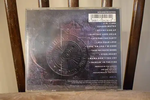 Steelheart – Tangled In Reins