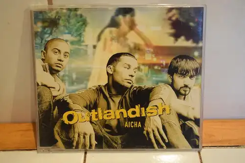 Outlandish – Aicha