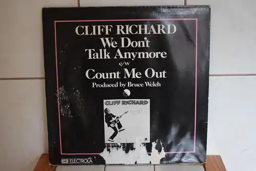 Cliff Richard – We Don't Talk Anymore