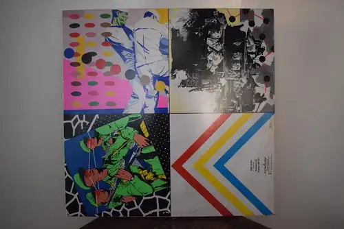 Elvis Costello And The Attractions* – Armed Forces