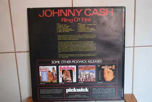 Johnny Cash – Ring Of Fire