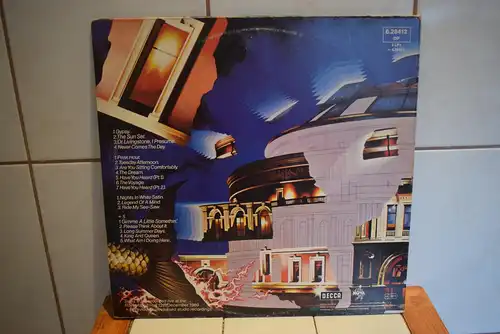 The Moody Blues – Caught Live +5