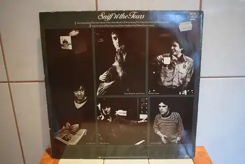 Sniff 'n' The Tears – Love Action