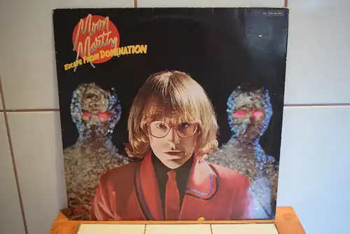 Moon Martin – Escape From Domination