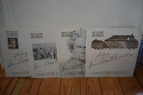Bastei Serie " Die großen Musiker , Leben und Werk "  Ludwig van Beethoven in vier Folgen Band I-IV Nr. 11-14  