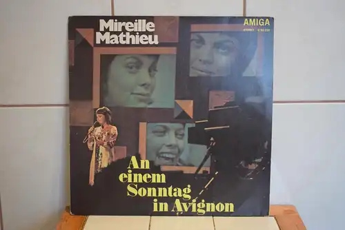 Mireille Mathieu – An Einem Sonntag In Avignon