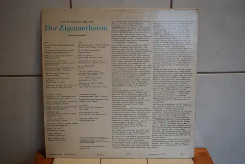 Johann Strauss, Elisabeth Ebert, Friederike Apelt, Martin Ritzmann, Karl-Friedrich Hölzke, Hans Krämer, Rundfunkchor Leipzig, Rundfunk-Sinfonie-Orchester Leipzig , Dirigent: Heinz Rögner ‎– Der Zigeunerbaron (Querschnitt)