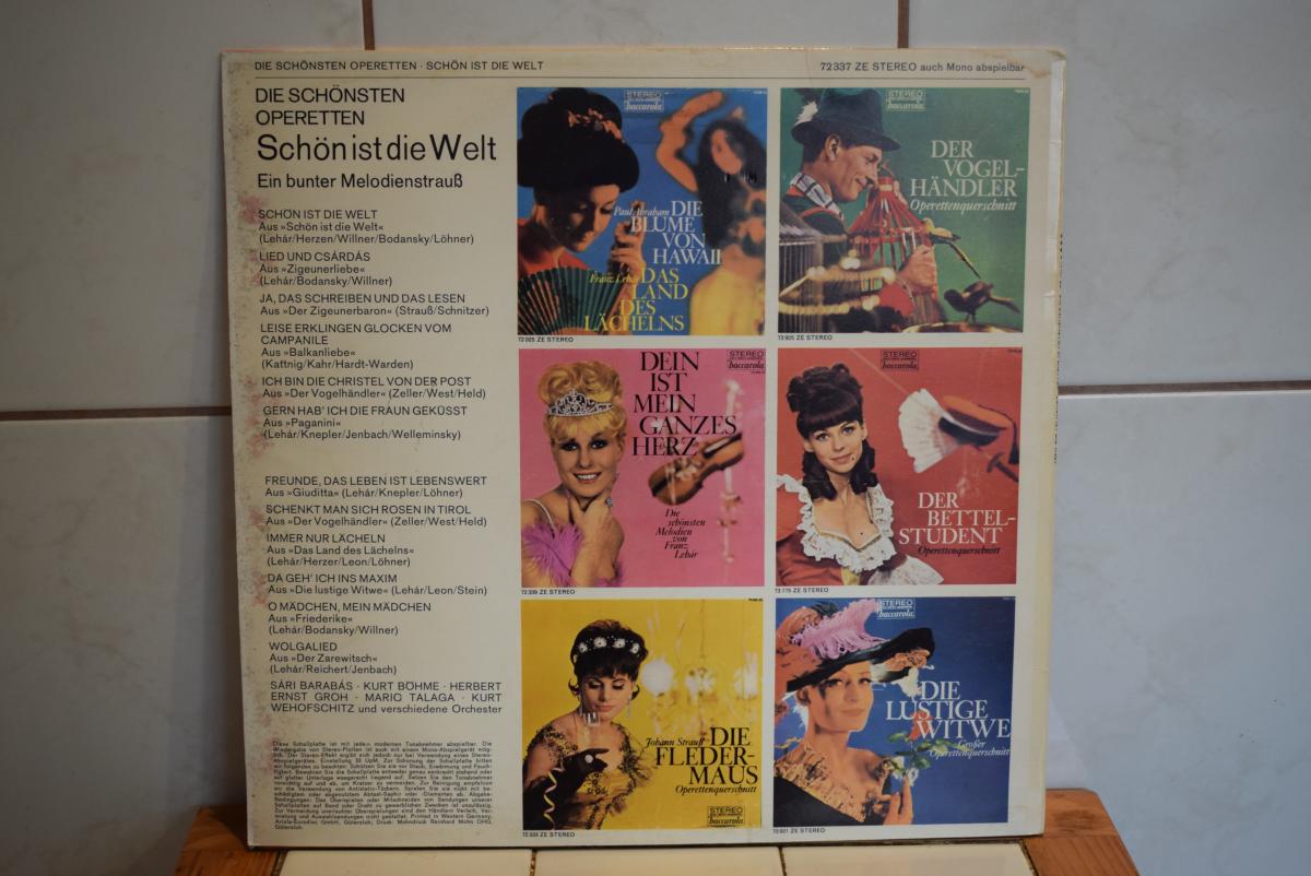 Schön Ist Die Welt (Ein Bunter MelodienStrauß aus dem Reich Der