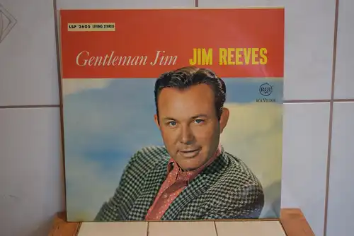  Jim Reeves – Gentleman Jim