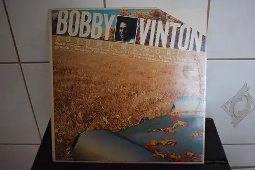 Bobby Vinton – Autumn Memories