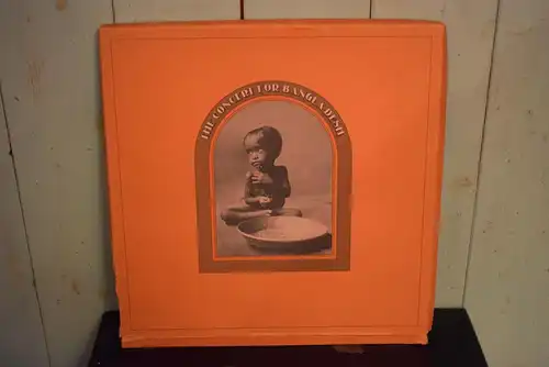 The Concert For Bangla Desh "Konzertmitschnitt George Harrison and Friends von 1971, Sonderpreis wegen Coverschaden"
