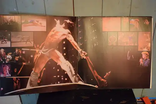 Staying Alive (The Original Motion Picture Soundtrack)