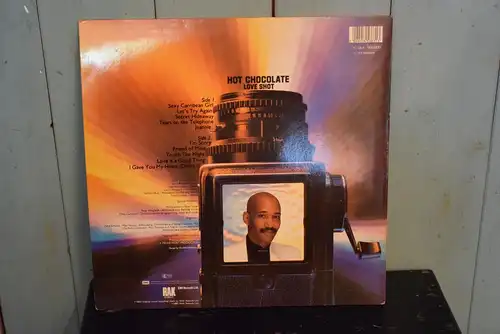 Hot Chocolate – Love Shot