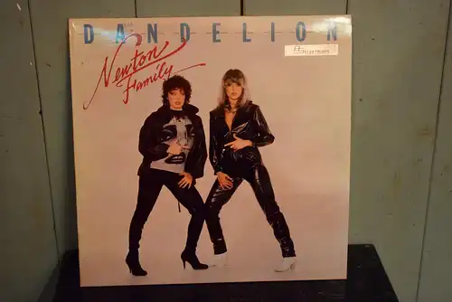 Newton Family ‎– Dandelion