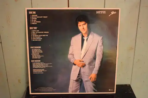 Shakin' Stevens – Give Me Your Heart Tonight