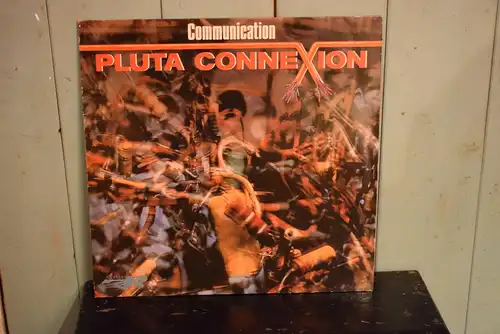 Pluta Connexion ‎– Communication