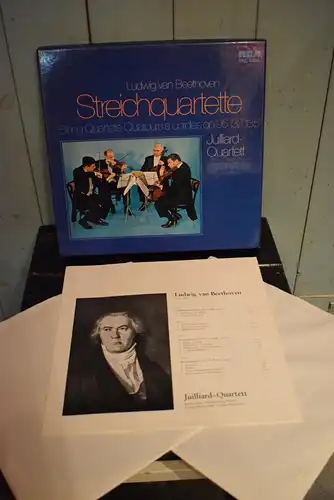 Ludwig van Beethoven, Juilliard-Quartett ‎– Streichquartette Op. 95 - 132 - 135 "2 LP Box mit Textbeilage ,LPs in Top Zustand"
