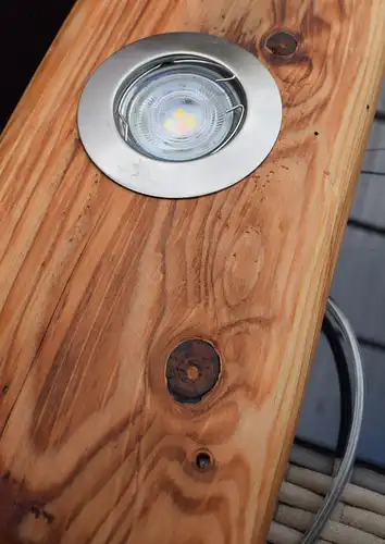 Deckenleuchte Kiefer , 60 Jahre abgelagertes Altholz , 4LEDs dimmbar , Oberfläche geölt (Leinoelfinis)