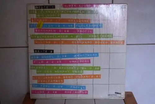 Tanz Mit Dem Herzen "Klasse NDW Sampler mit Kraftwerk , Fehlfarben und Rheingold"