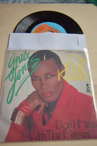 Grace Jones ‎– On Your Knees / Don't Mess with the Messer 