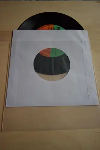 Donna Summer ‎– Love's Unkind / Black Lady