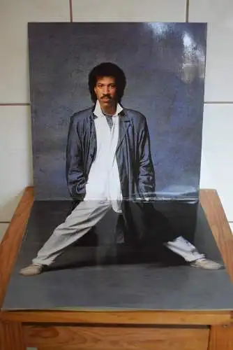 Lionel Richie ‎– Dancing On The Ceiling