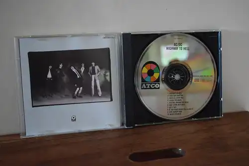 AC/DC ‎– Highway To Hell