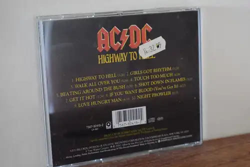AC/DC ‎– Highway To Hell