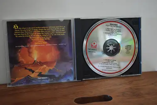 Manowar ‎– Fighting The World