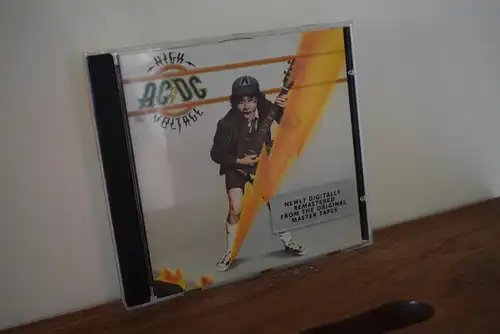 AC/DC ‎– High Voltage