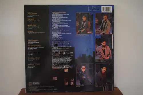 Commodores ‎– Nightshift